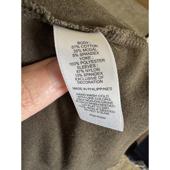 Express Sheer Lace Yoke Tee Olive Green Short Sleeve Top Size M Romantic Soft Y2 - Picture 4 of 8